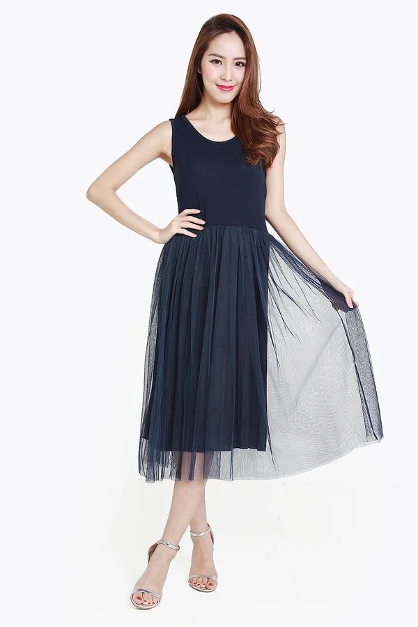 *RESTOCKED* Intuitively Attuned Tulle Midi Dress Midnight Blue